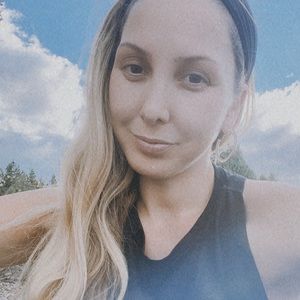 Meet your Posher, Mirissa